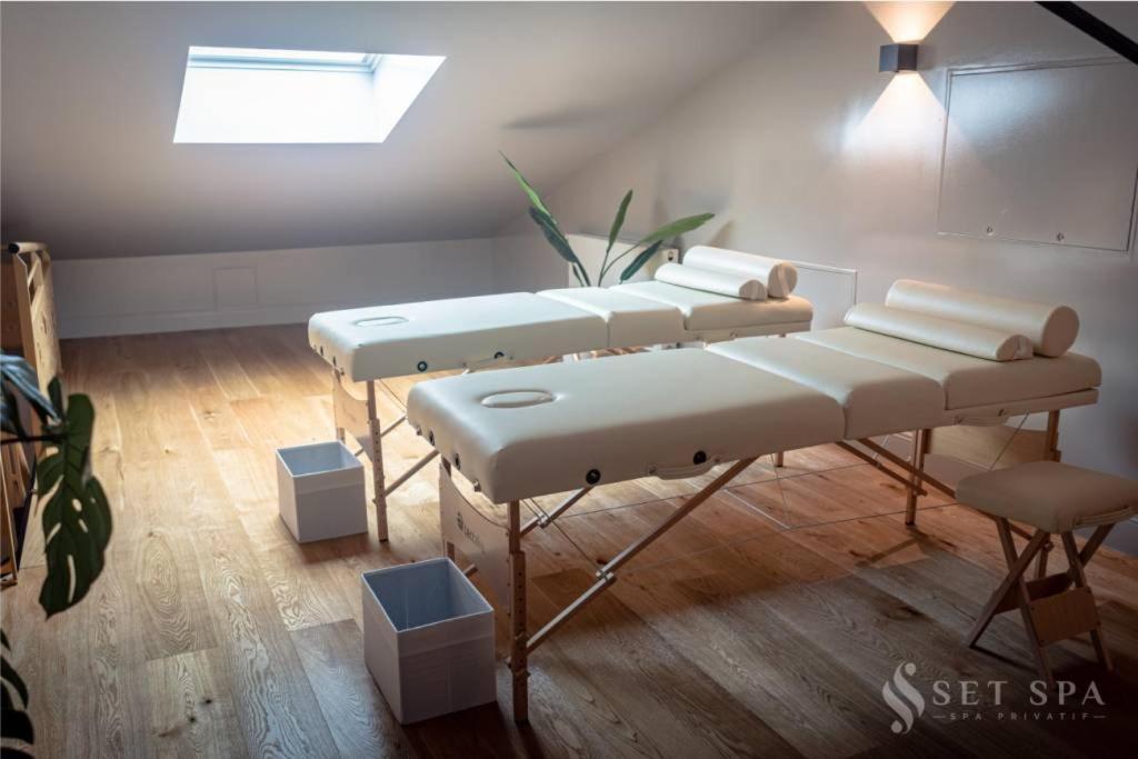 Set Spa Mouscron Esterno foto
